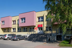 budynek szkoly edukacji innowacyjnej w wodzislawiu slaskim