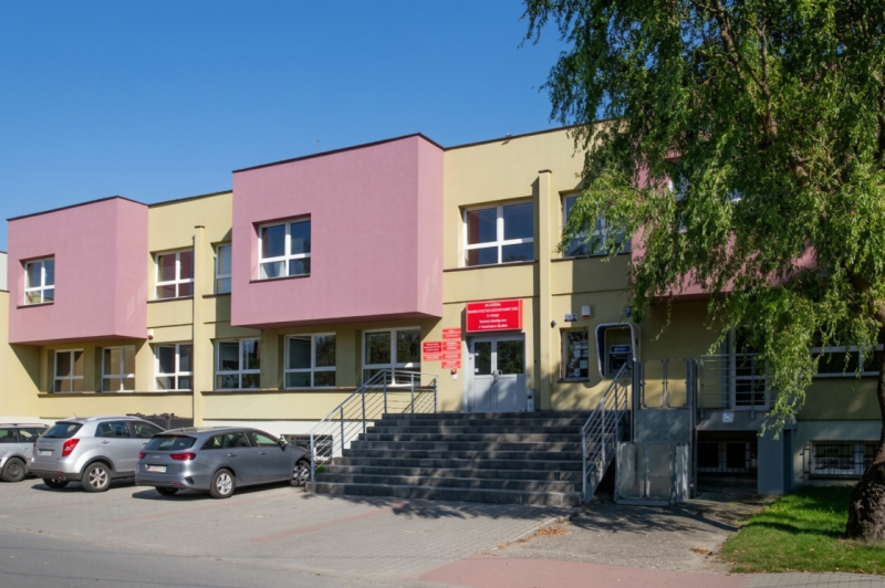 budynek szkoly edukacji innowacyjnej w wodzislawiu slaskim